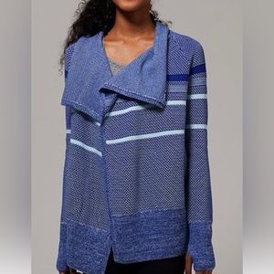 IVIVVA girls size 14 purple wrap sweater